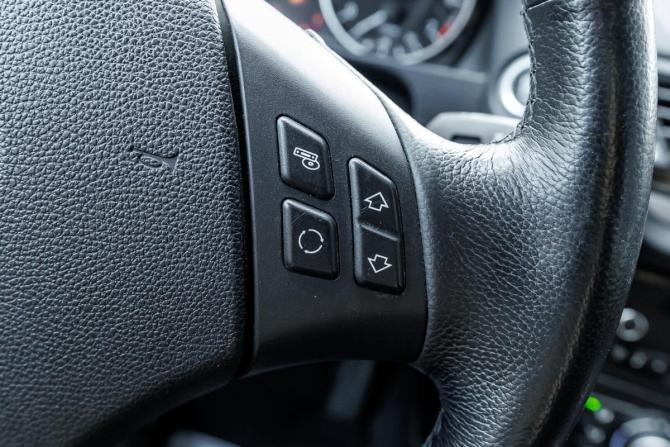 BMW X1 I (E84) Рестайлинг с пробегом 2014 года, цена 1 215 000 рублей, 110000 км, внедорожник, Автокод Объявления
