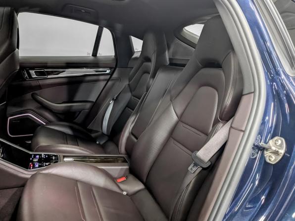 Porsche Panamera II с пробегом 2017 года, цена 5 990 000 рублей, 109000 км, лифтбек, Автокод Объявления