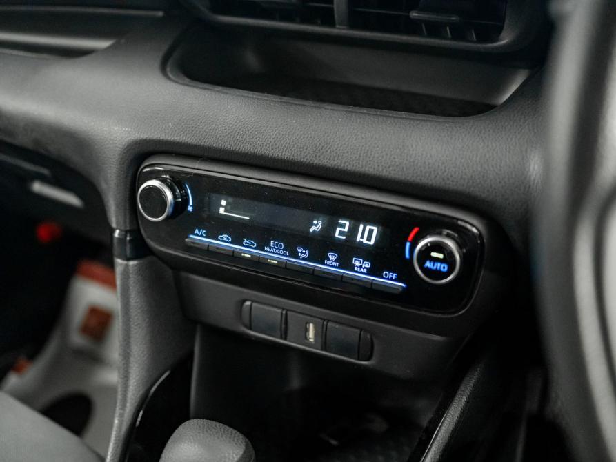 Toyota Yaris IV Красноярск  - изображение 14