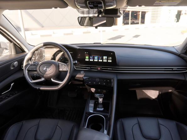 Hyundai Elantra VII (CN7) с пробегом 2022 года, цена 2 200 000 рублей, 41130 км, седан, Автокод Объявления