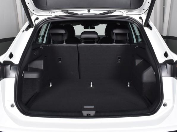 Volkswagen Tiguan III (China Market) с пробегом 2026 года, цена 4 699 995 рублей, 60 км, внедорожник, Автокод Объявления
