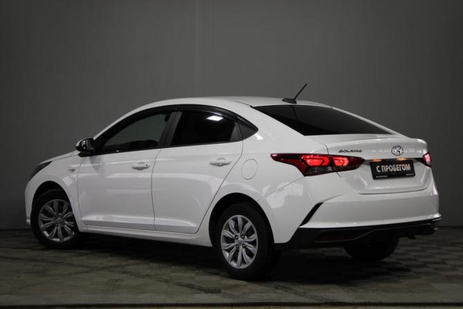 Hyundai Solaris II Рестайлинг с пробегом 2021 года, цена 1 790 000 рублей, 43176 км, седан, Автокод Объявления