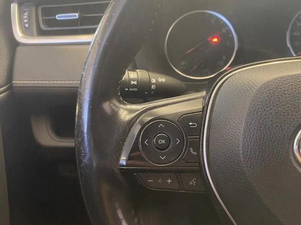 Toyota RAV4 V (XA50) с пробегом 2020 года, цена 2 800 000 рублей, 170975 км, внедорожник, Автокод Объявления