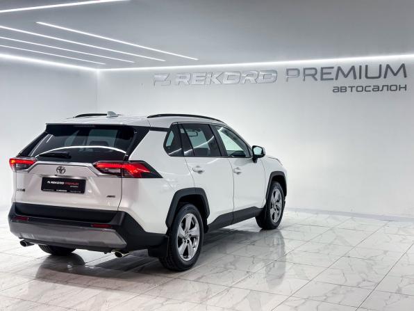 Toyota RAV4 V (XA50) с пробегом 2022 года, цена 3 899 000 рублей, 38900 км, внедорожник, Автокод Объявления