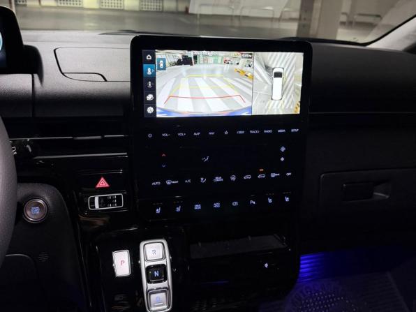 Hyundai Staria I с пробегом 2024 года, цена 8 490 000 рублей, 6430 км, минивэн, Автокод Объявления
