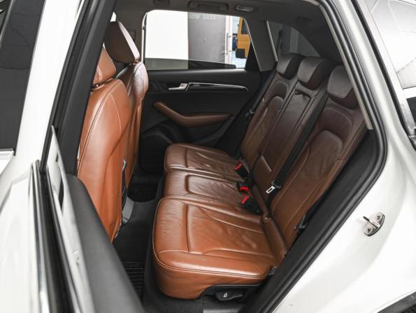 Audi Q5 I (8R) с пробегом 2010 года, цена 1 090 000 рублей, 217189 км, внедорожник, Автокод Объявления