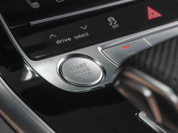 Audi Q8 I (4M) с пробегом 2019 года, цена 7 560 000 рублей, 144554 км, внедорожник, Автокод Объявления