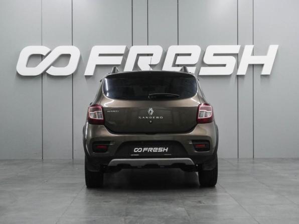 Renault Sandero II Рестайлинг с пробегом 2019 года, цена 999 000 рублей, 118641 км, хэтчбек, Автокод Объявления