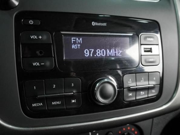 Renault Logan II Рестайлинг с пробегом 2022 года, цена 979 000 рублей, 78661 км, седан, Автокод Объявления
