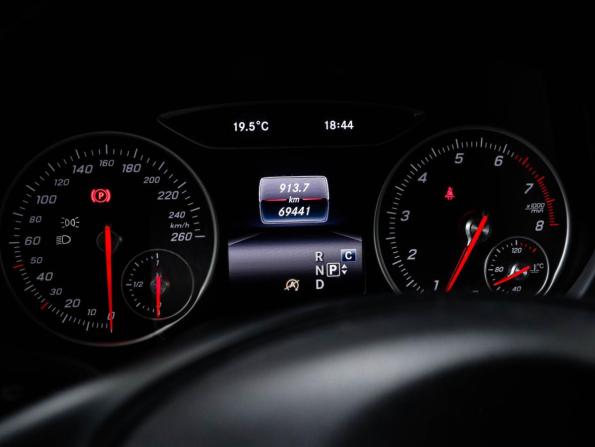 Mercedes-Benz A-Класс III (W176) Рестайлинг с пробегом 2016 года, цена 1 613 000 рублей, 70000 км, хэтчбек, Автокод Объявления