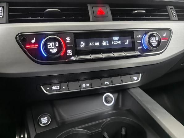 Audi A4 V (B9) с пробегом 2018 года, цена 2 472 000 рублей, 183576 км, седан, Автокод Объявления