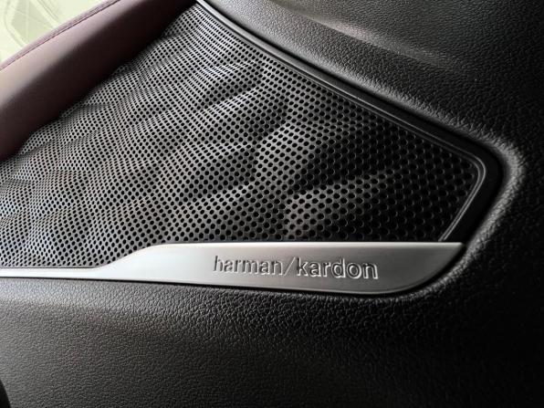 Hyundai Santa Fe IV Рестайлинг с пробегом 2021 года, цена 3 850 000 рублей, 39100 км, внедорожник, Автокод Объявления