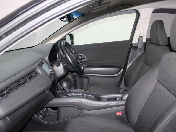 Honda Vezel I с пробегом 2017 года, цена 1 799 900 рублей, 78370 км, внедорожник, Автокод Объявления
