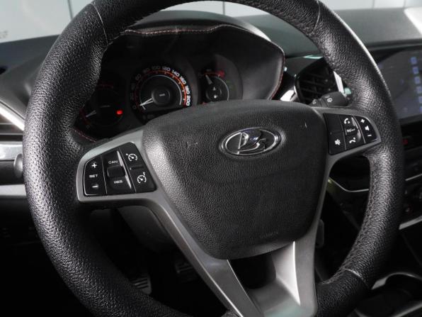 Lada (ВАЗ) Vesta I с пробегом 2018 года, цена 926 000 рублей, 151895 км, седан, Автокод Объявления