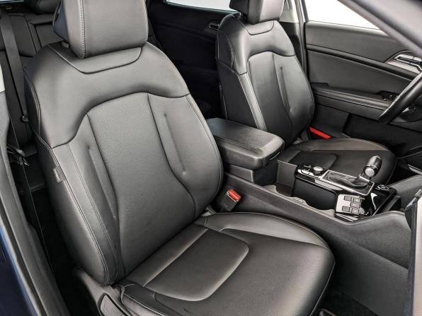 Kia Sportage V с пробегом 2023 года, цена 3 400 000 рублей, 53688 км, внедорожник, Автокод Объявления