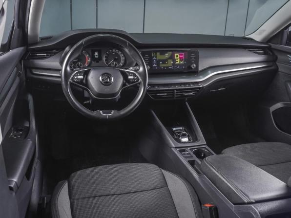 Skoda Octavia IV (A8) с пробегом 2021 года, цена 2 370 000 рублей, 106179 км, лифтбек, Автокод Объявления
