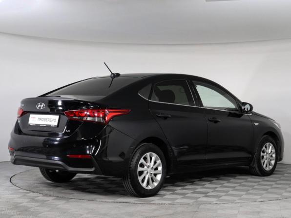 Hyundai Solaris II с пробегом 2019 года, цена 1 549 000 рублей, 93337 км, седан, Автокод Объявления