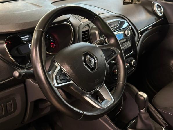 Renault Kaptur I Рестайлинг с пробегом 2020 года, цена 1 620 000 рублей, 53679 км, внедорожник, Автокод Объявления