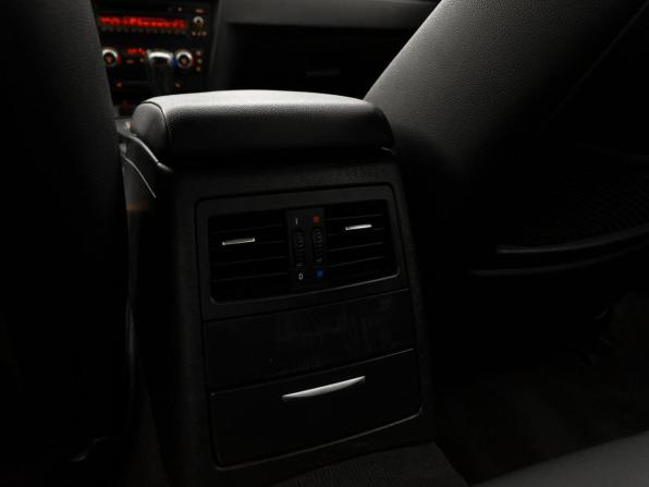 BMW 3 серии V (E90/E91/E92/E93) с пробегом 2007 года, цена 890 000 рублей, 312422 км, седан, Автокод Объявления