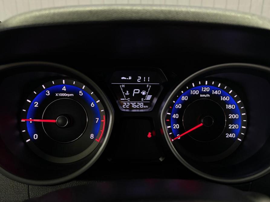 Hyundai Elantra V (MD) Рестайлинг Краснодар  - изображение 10