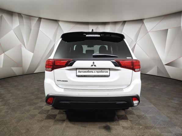 Mitsubishi Outlander III Рестайлинг 3 с пробегом 2022 года, цена 2 895 000 рублей, 30953 км, внедорожник, Автокод Объявления