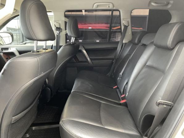 Toyota Land Cruiser Prado 150 Series Рестайлинг 1 с пробегом 2015 года, цена 3 729 000 рублей, 132000 км, внедорожник, Автокод Объявления