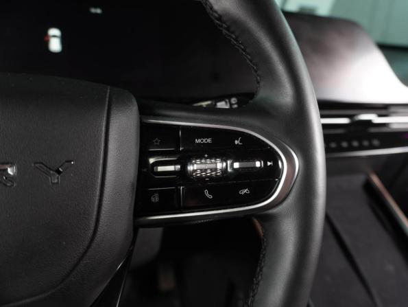 Omoda C5 I с пробегом 2022 года, цена 1 849 000 рублей, 38539 км, внедорожник, Автокод Объявления
