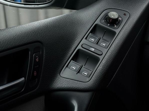 Volkswagen Tiguan I с пробегом 2011 года, цена 1 149 000 рублей, 147429 км, внедорожник, Автокод Объявления