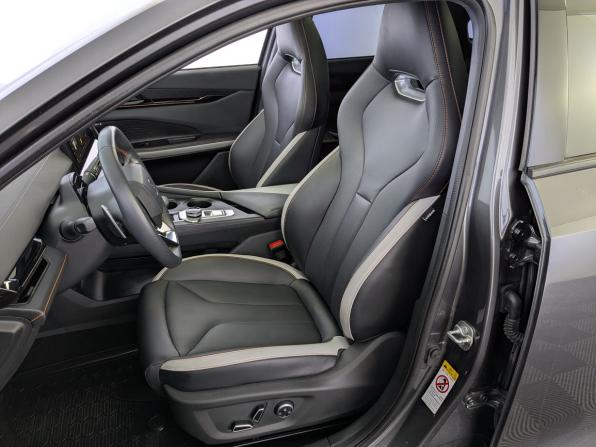 Changan UNI-V I с пробегом 2024 года, цена 2 225 000 рублей, 41799 км, лифтбек, Автокод Объявления