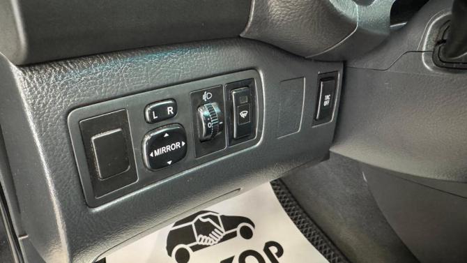 Toyota Avensis II с пробегом 2005 года, цена 609 000 рублей, 260190 км, седан, Автокод Объявления