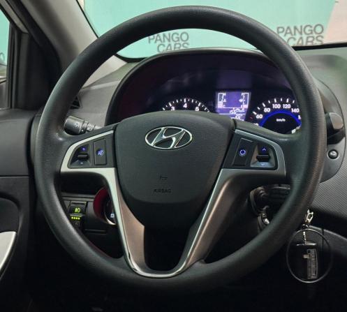 Hyundai Solaris I Рестайлинг с пробегом 2015 года, цена 995 000 рублей, 113000 км, седан, Автокод Объявления