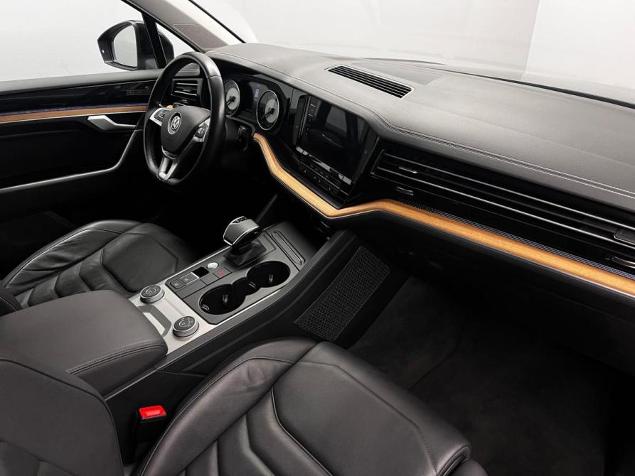 Volkswagen Touareg III Санкт-Петербург  - изображение 7