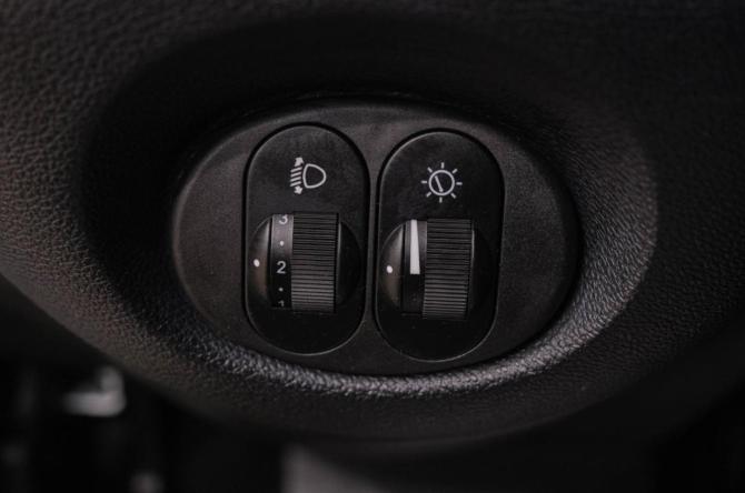 Lada (ВАЗ) Niva Travel I Рестайлинг с пробегом 2025 года, цена 1 299 000 рублей, 8000 км, внедорожник, Автокод Объявления