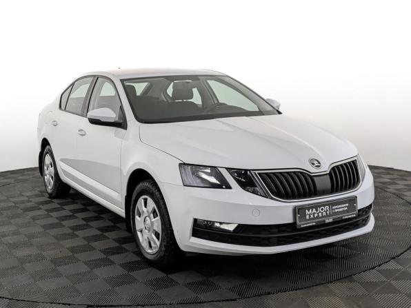 Skoda Octavia III (A7) Рестайлинг с пробегом 2020 года, цена 1 915 000 рублей, 60224 км, лифтбек, Автокод Объявления
