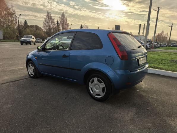 Ford Fiesta Mk5 с пробегом 2005 года, цена 419 000 рублей, 106609 км, хэтчбек, Автокод Объявления