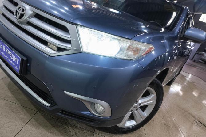 Toyota Highlander II (XU40) Рестайлинг с пробегом 2013 года, цена 2 379 000 рублей, 280000 км, внедорожник, Автокод Объявления