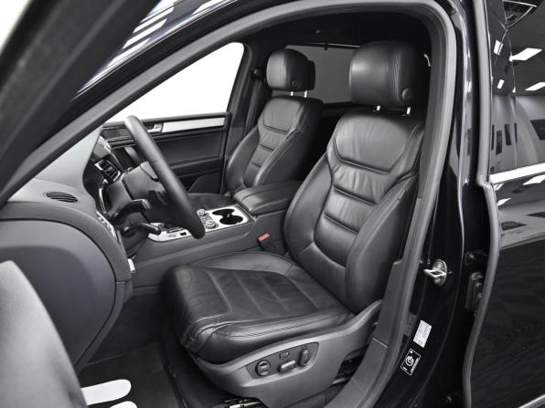 Volkswagen Touareg II с пробегом 2013 года, цена 2 049 000 рублей, 176000 км, внедорожник, Автокод Объявления
