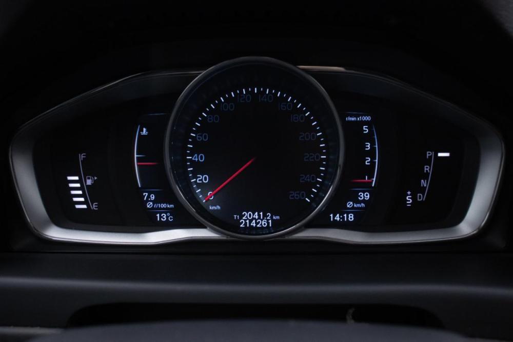 Volvo XC70 II Москва  - изображение 12
