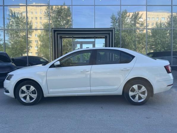 Skoda Octavia III (A7) Рестайлинг с пробегом 2019 года, цена 2 055 000 рублей, 70363 км, лифтбек, Автокод Объявления