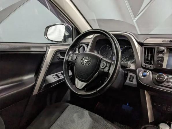 Toyota RAV4 IV (XA40) Рестайлинг с пробегом 2019 года, цена 2 920 000 рублей, 117000 км, внедорожник, Автокод Объявления