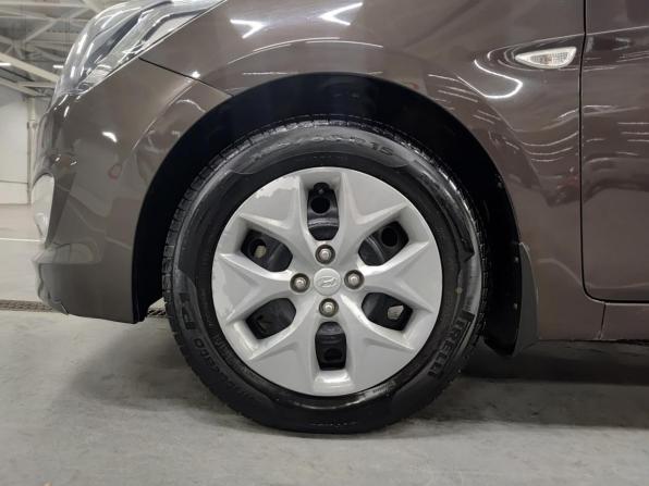 Hyundai Solaris I Рестайлинг с пробегом 2015 года, цена 890 000 рублей, 136606 км, седан, Автокод Объявления