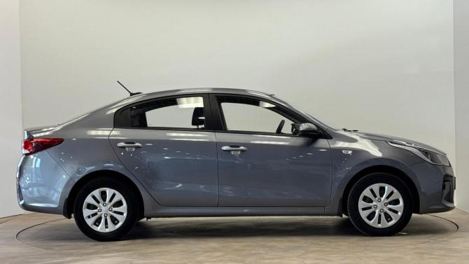 Kia Rio IV с пробегом 2018 года, цена 1 095 000 рублей, 82167 км, седан, Автокод Объявления