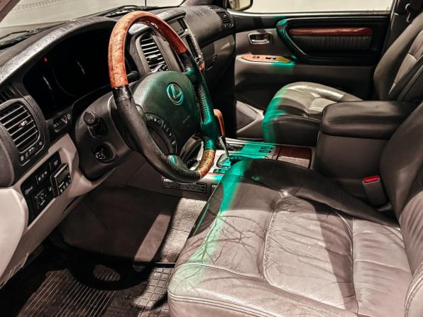 Lexus LX II Рестайлинг с пробегом 2002 года, цена 1 595 948 рублей, 399552 км, внедорожник, Автокод Объявления