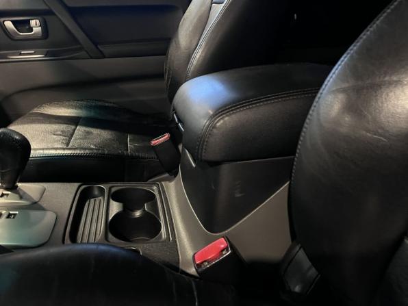 Mitsubishi Pajero III Рестайлинг с пробегом 2004 года, цена 679 000 рублей, 339857 км, внедорожник, Автокод Объявления