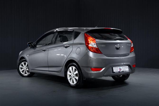 Hyundai Solaris I с пробегом 2012 года, цена 780 000 рублей, 97530 км, хэтчбек, Автокод Объявления