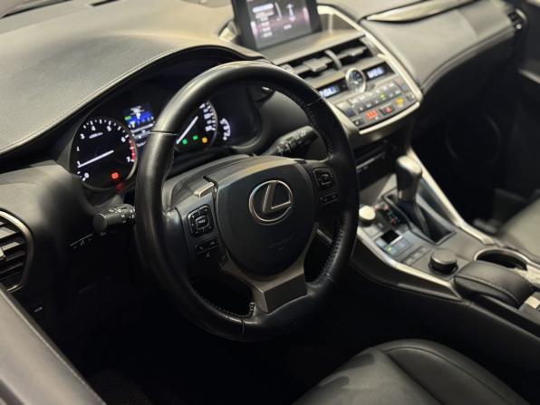 Lexus NX I с пробегом 2015 года, цена 2 780 000 рублей, 219032 км, внедорожник, Автокод Объявления