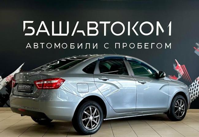 Lada (ВАЗ) Vesta I с пробегом 2017 года, цена 835 000 рублей, 55849 км, седан, Автокод Объявления
