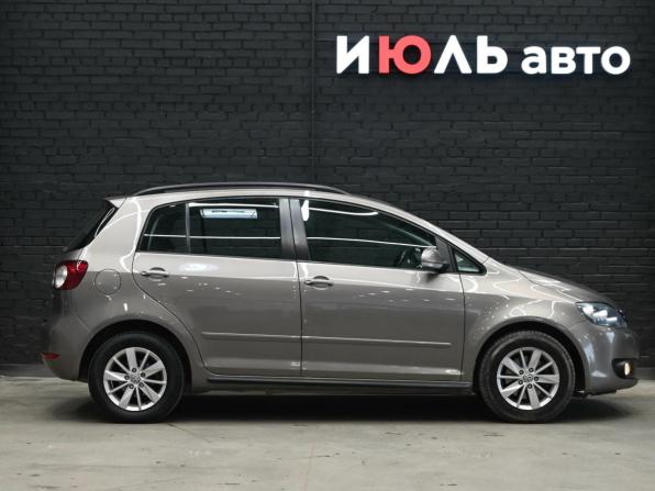 Volkswagen Golf Plus II с пробегом 2012 года, цена 840 000 рублей, 157848 км, хэтчбек, Автокод Объявления