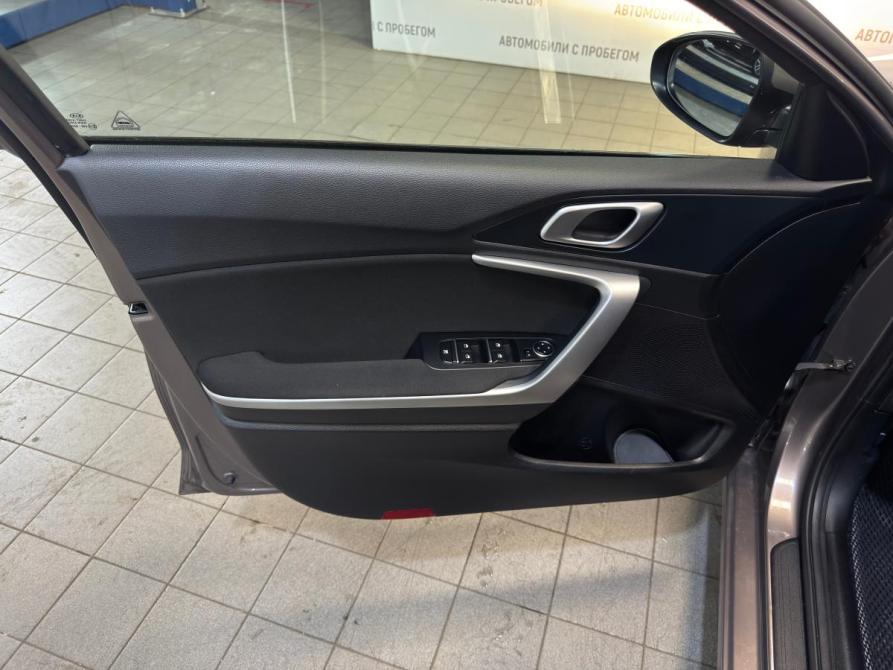 Kia Ceed III Санкт-Петербург  - изображение 10
