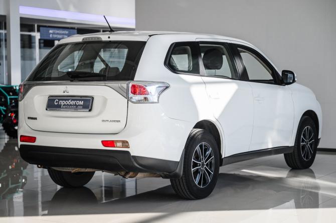 Mitsubishi Outlander III с пробегом 2013 года, цена 1 300 000 рублей, 137549 км, внедорожник, Автокод Объявления